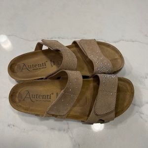 Autenti leather studded sandals EU size: 39 US size : 8.5-9